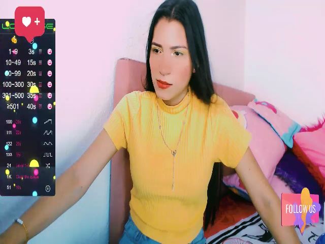 Live sex webcam photo for Emma_18x #269487382