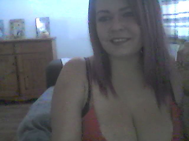 Live sex webcam photo for chloe1995 #269480740