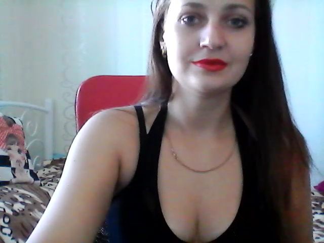 Live sex webcam photo for AngellMaria #269480343