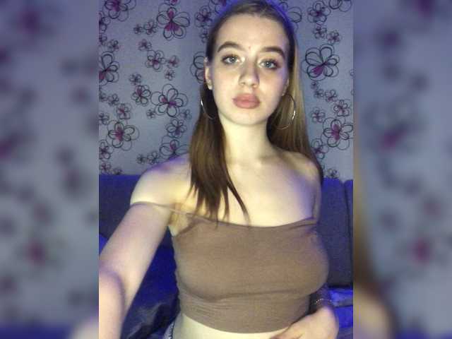 Live sex webcam photo for Aliishe #269469780