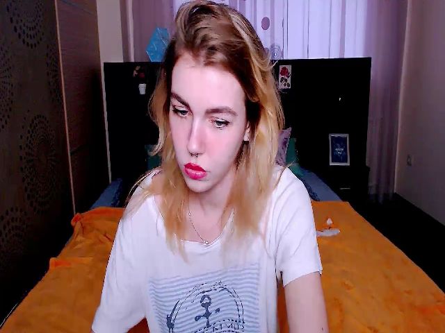 Live sex webcam photo for JessicaMind #269477706