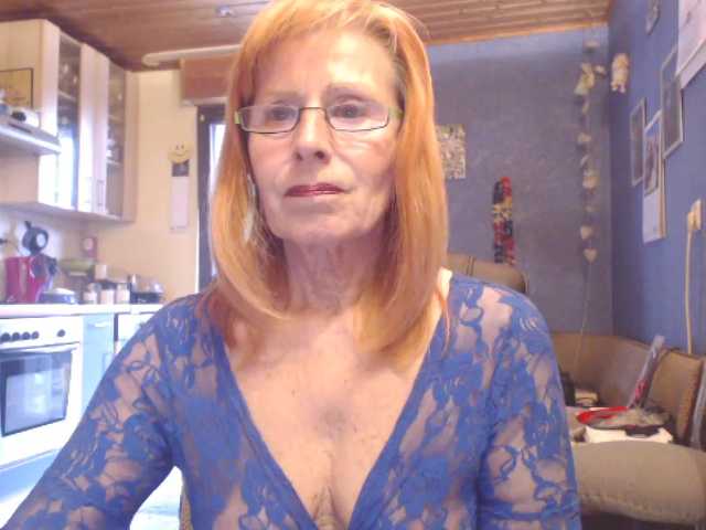 Live sex webcam photo for Sexysilvie #269503171