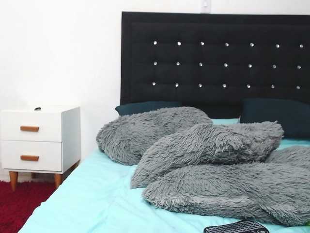Live sex webcam photo for NicoleSantana #287925031