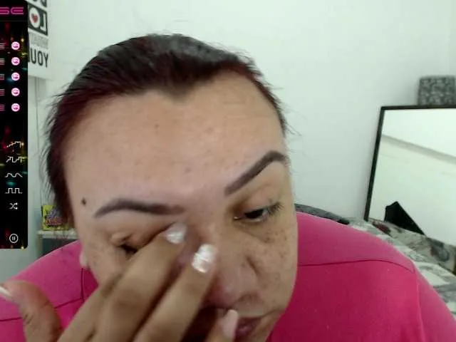 Live sex webcam photo for KimyStone #269503851