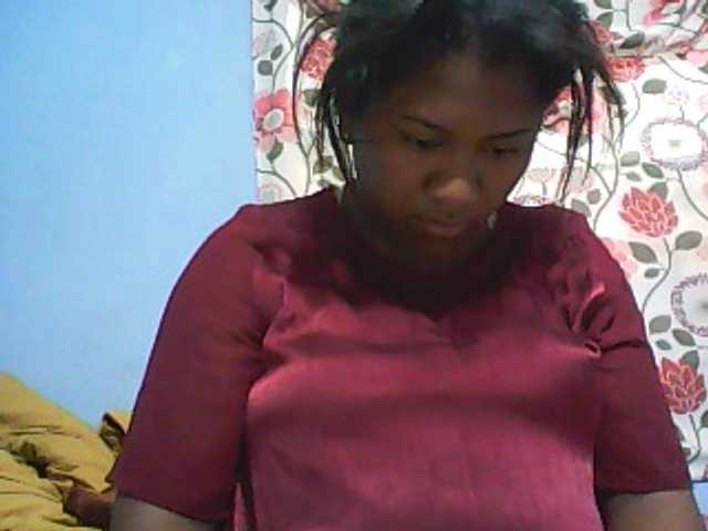 Live sex webcam photo for mybigass15 #269500960