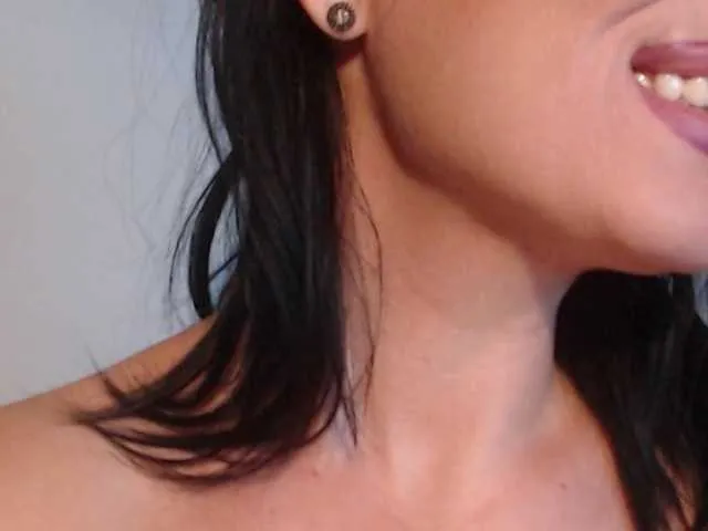 Live sex webcam photo for RubyBrooke #269500036