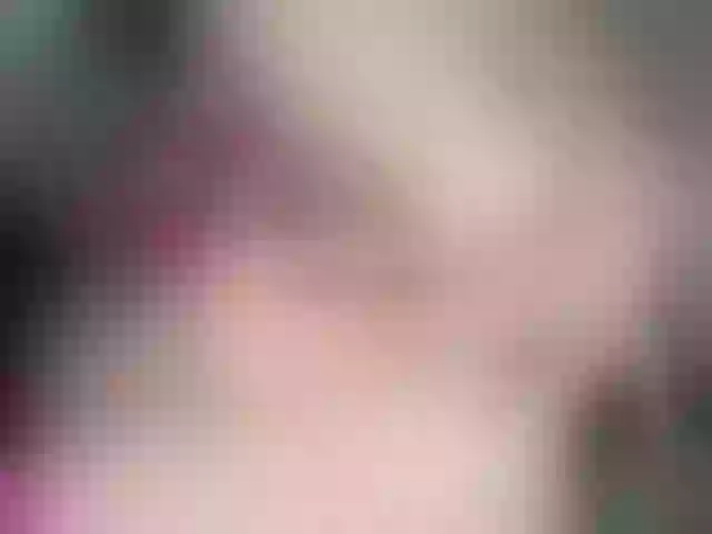 Live sex webcam photo for blondebab3 #269495552
