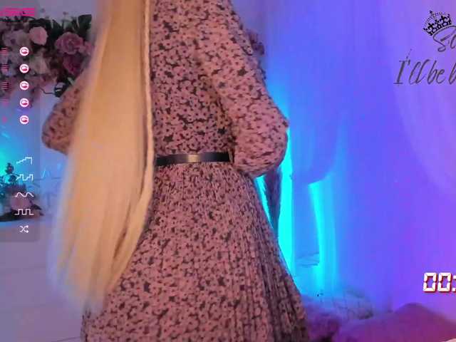 Live sex webcam photo for MiaTonyy #269490180