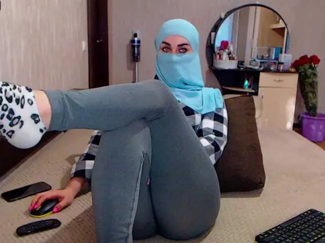 Live sex webcam photo for Blue-Eyes1 #269502398