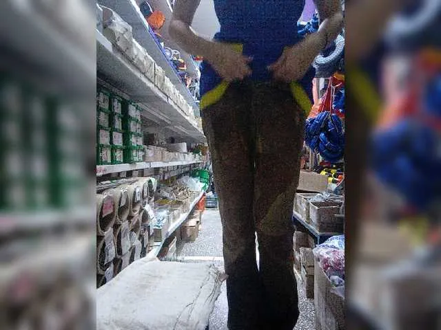 Live sex webcam photo for LunaXKinky #269495923