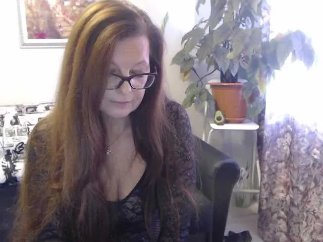 Live sex webcam photo for HelenBerg #269495563