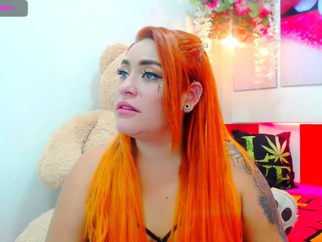 Live sex webcam photo for Cahiyaa #269504262