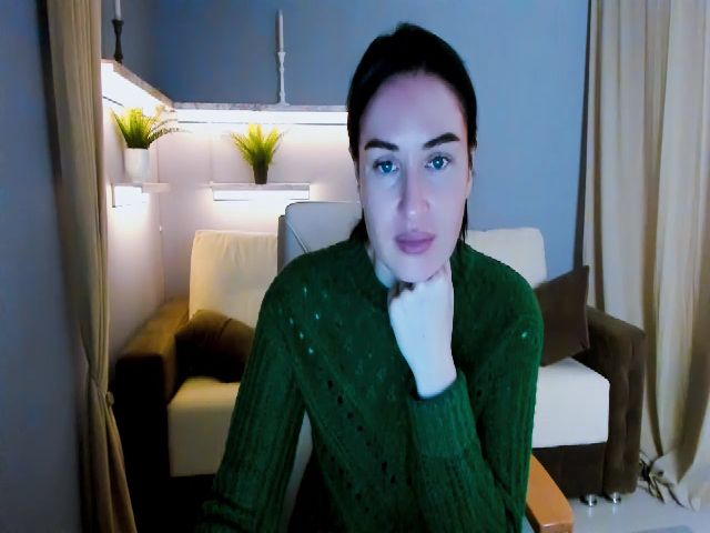 Live sex webcam photo for Lilly_Shine #269492739