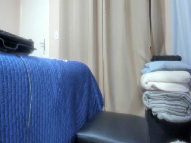 Live sex webcam photo for Layla_sexy #269490142