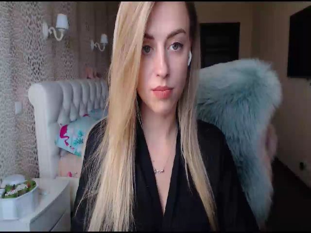 Live sex webcam photo for MissSurprice #269501653