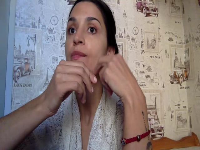 Live sex webcam photo for JolyBoss #269497661