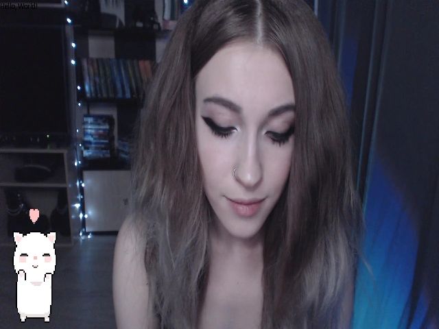 Live sex webcam photo for Your_Ellie #269491966