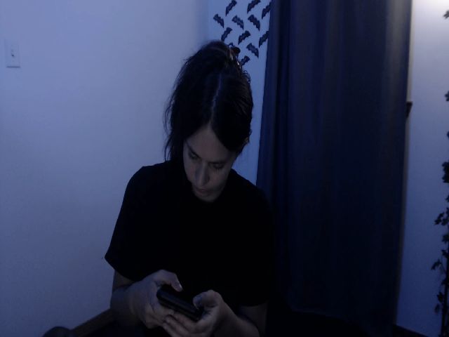 Live sex webcam photo for LadyMarceline #269493101