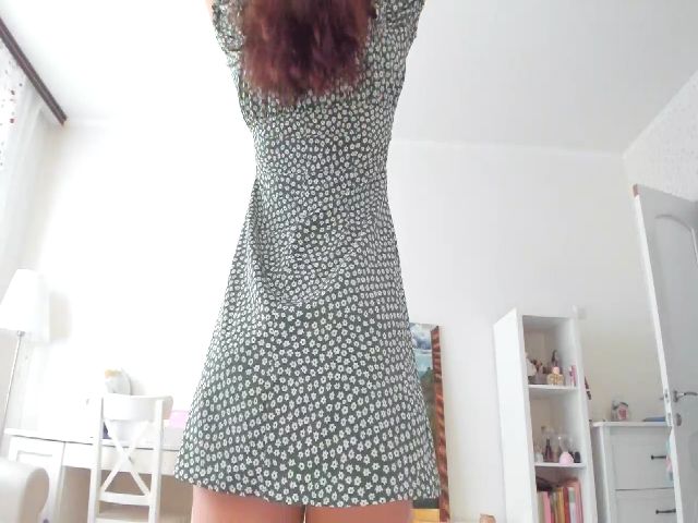 Live sex webcam photo for SweetLeeps_ #269493787