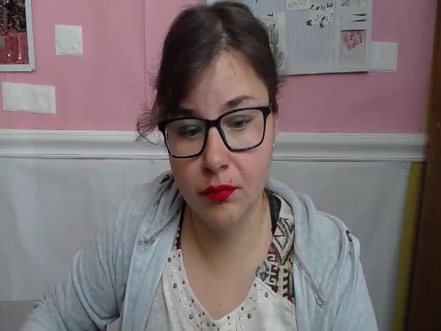 Live sex webcam photo for MonLais #269499218