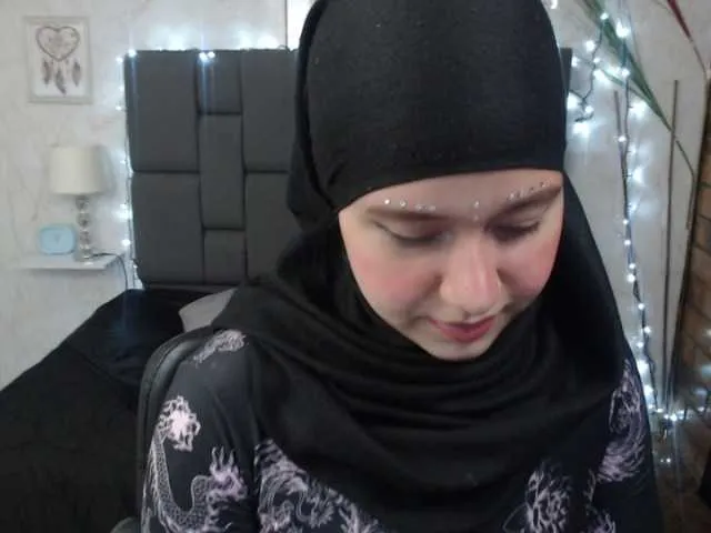 Live sex webcam photo for haddy18 #269500335