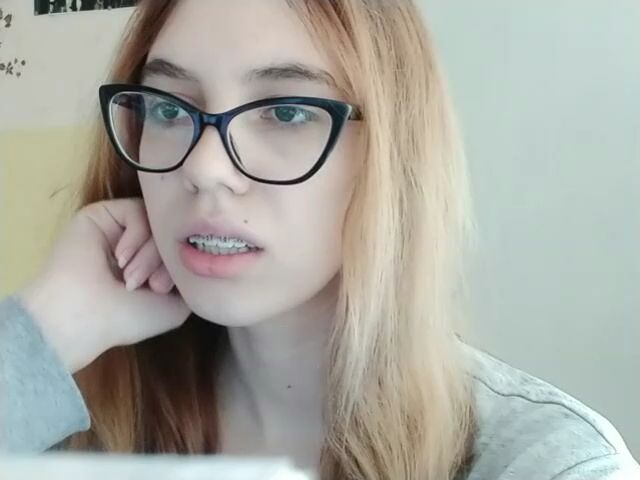 Live sex webcam photo for Tessa005 #269497709