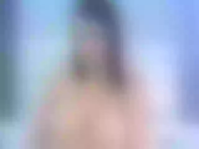 Live sex webcam photo for RoseValcke #269503023