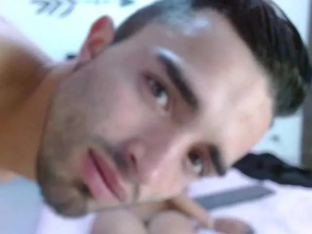 Live sex webcam photo for Latinos-lover #269502470