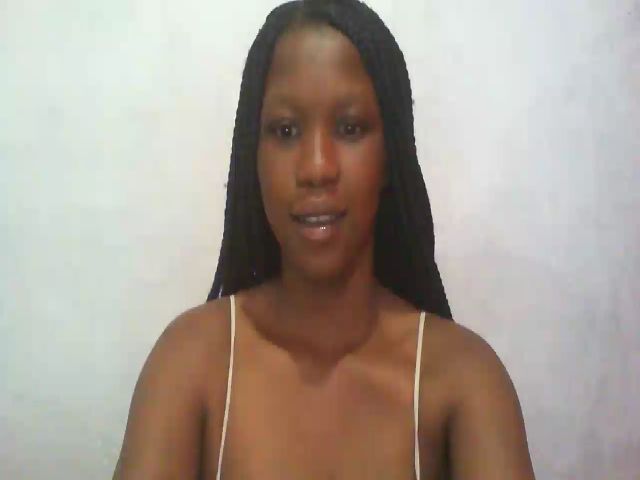 Live sex webcam photo for Blqdiamond #269498391