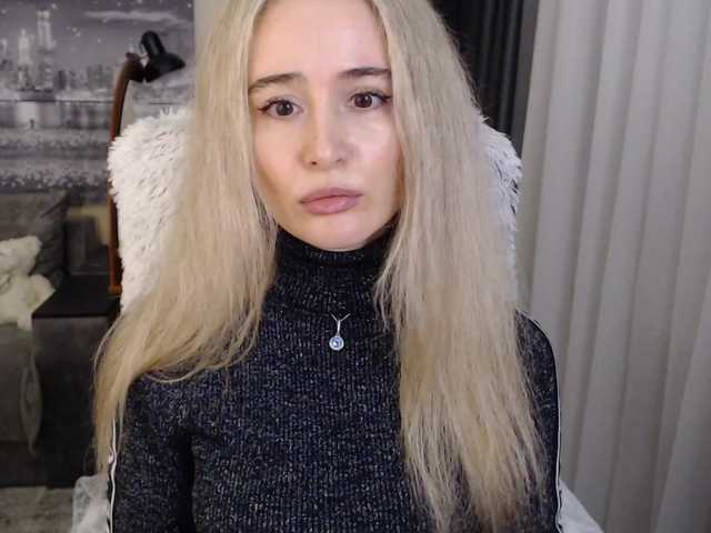 Live sex webcam photo for xyliganka777 #269504508