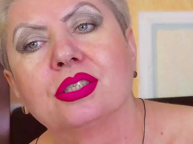 Live sex webcam photo for PoshLadyx #269506327