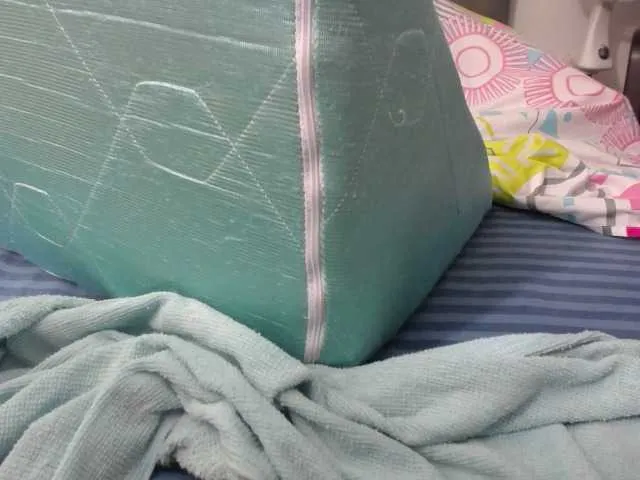 Live sex webcam photo for sexy-mary-69 #269507341