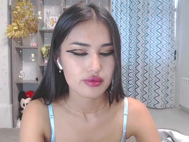 Live sex webcam photo for full-moon #269506897
