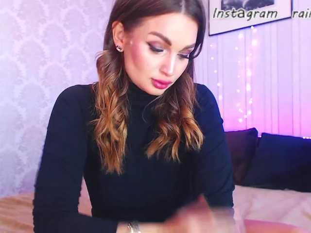 Live sex webcam photo for Rainhappyyy #269509176