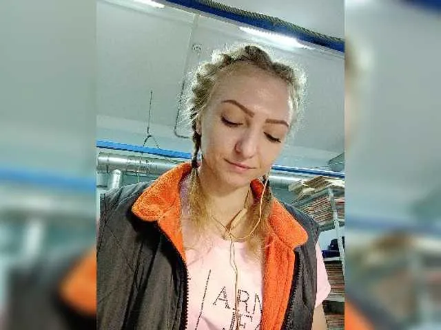 Live sex webcam photo for Anesteishen #269506179