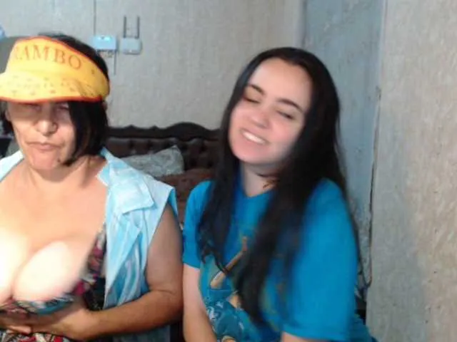 Live sex webcam photo for Katernia48 #269507527