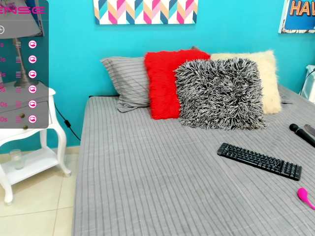 Live sex webcam photo for KaylaGinger #269509497