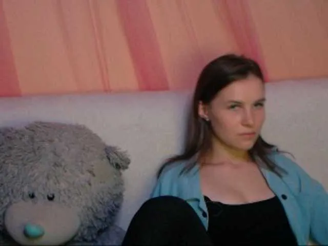 Live sex webcam photo for roksanamae #269508394