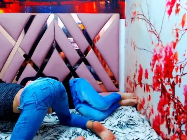 Live sex webcam photo for voidandhaydn #269509279