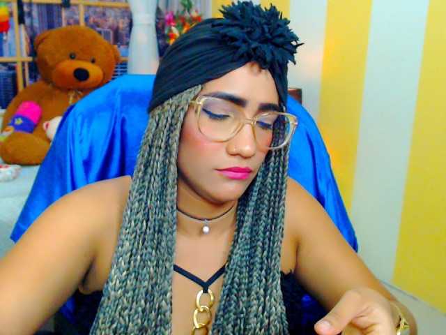 Live sex webcam photo for Eloveskamy #269513264