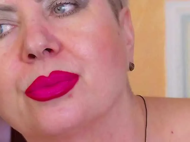 Live sex webcam photo for PoshLadyx #269512247