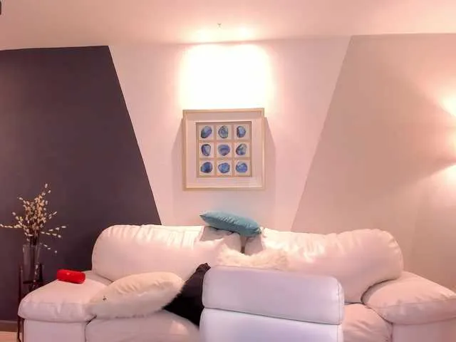 Live sex webcam photo for GigiElliot #269515040