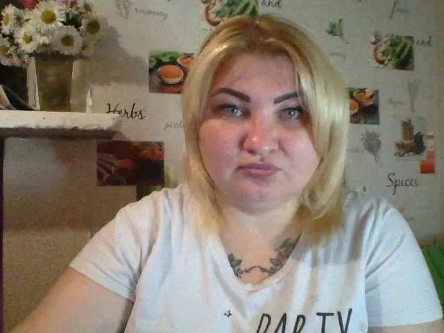 Live sex webcam photo for AmyRedFox #269511219