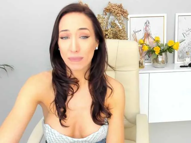 Live sex webcam photo for LuvC #269513524