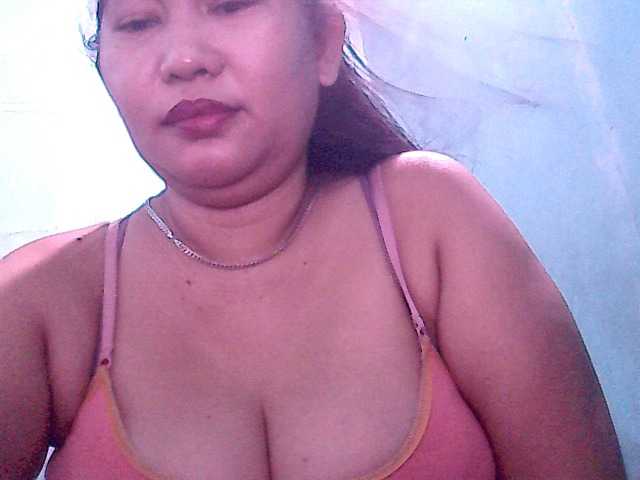 Live sex webcam photo for wildmom4u #269514092