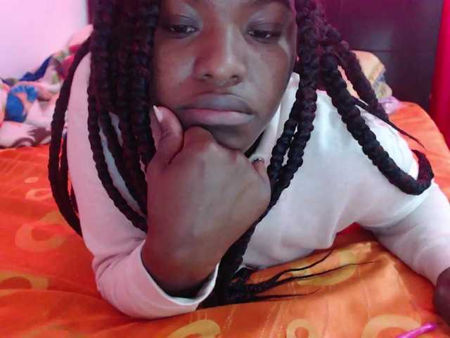 Live sex webcam photo for Daizy-cooper #269514291