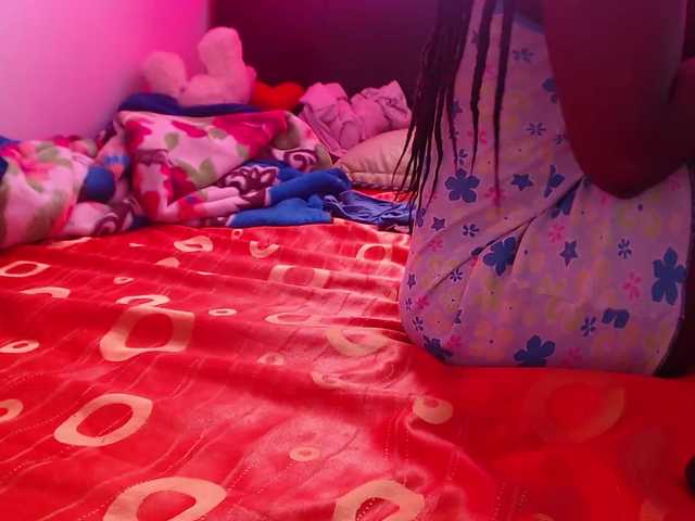 Live sex webcam photo for Daizy-cooper #269516153