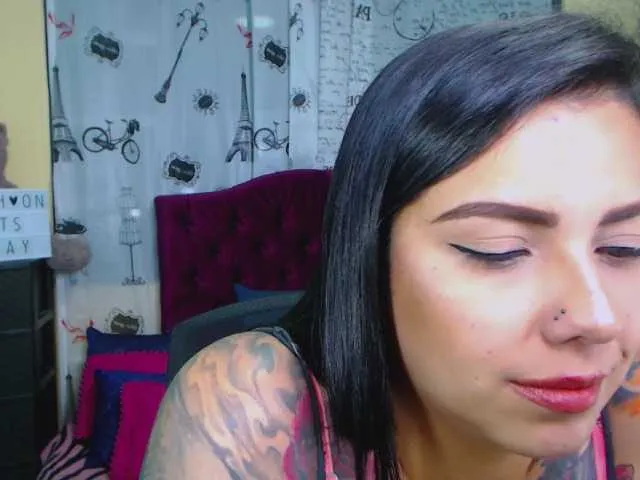 Live sex webcam photo for SofiInk #269511540