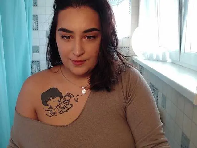 Live sex webcam photo for MilaLav #269513479