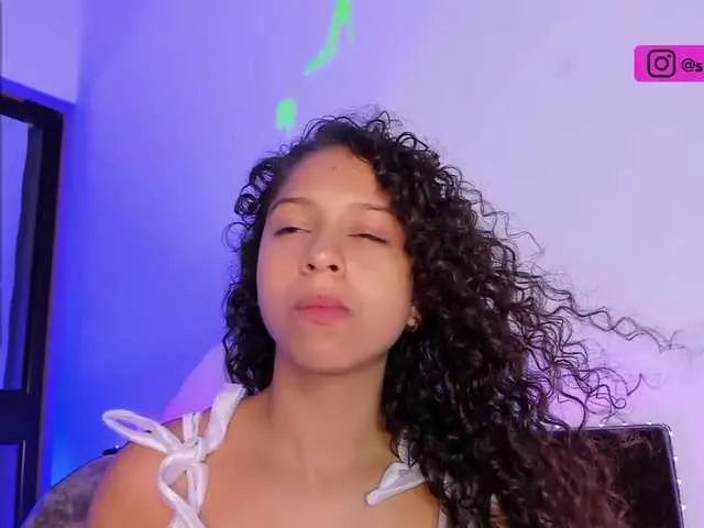 Live sex webcam photo for sharadreams #269512633